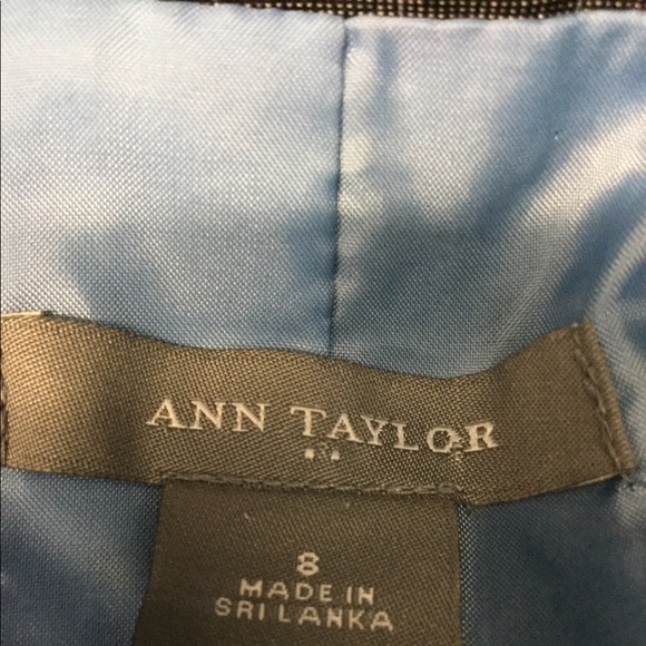 AnnTaylor Stripes Designer Blazer Size 8 (B-64) - Picture 4 of 4